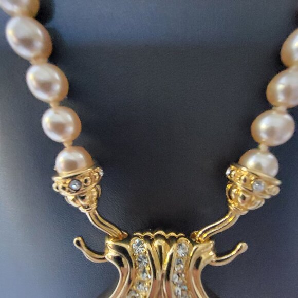 Nolan Miller Gold Faux Pearl Necklace Pave Crystals Lyre Shaped Pendant - Picture 6 of 14